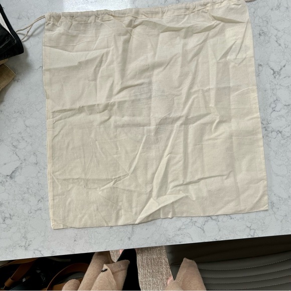 FREE W/PURCHASE Lauren Ralph Lauren Draw-string Dust Bag - Picture 4 of 4